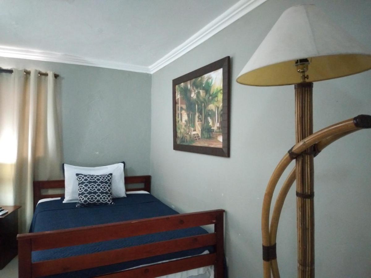 Hotel Boutique Simona 拉罗马纳 外观 照片
