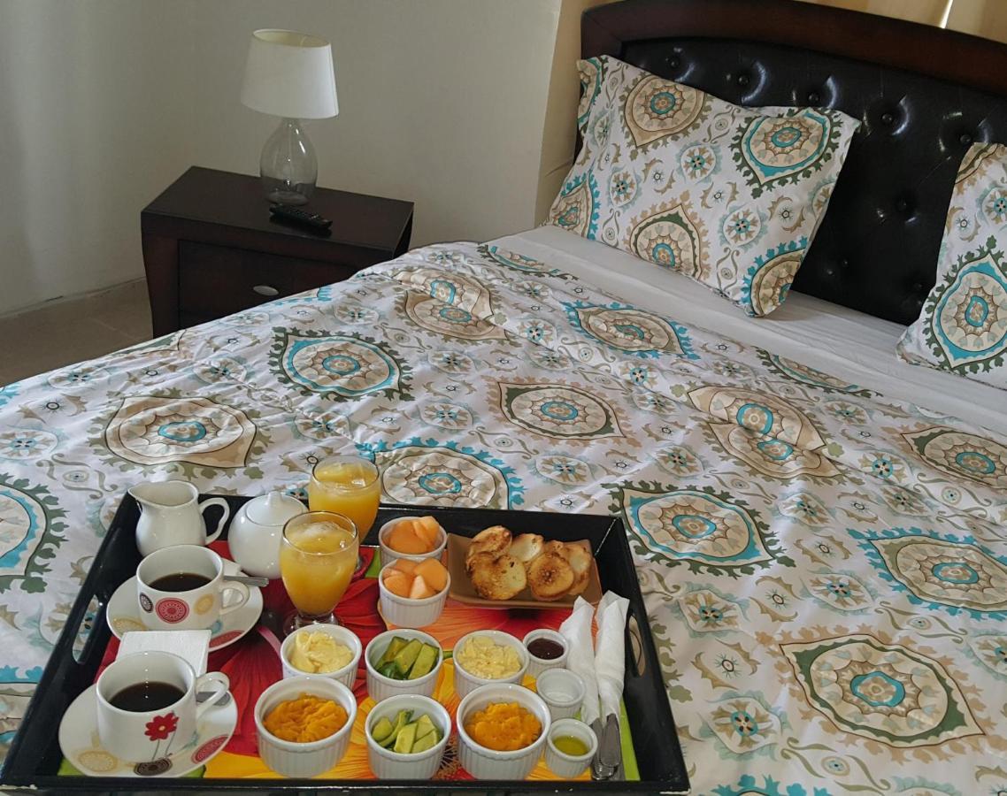 Hotel Boutique Simona 拉罗马纳 外观 照片