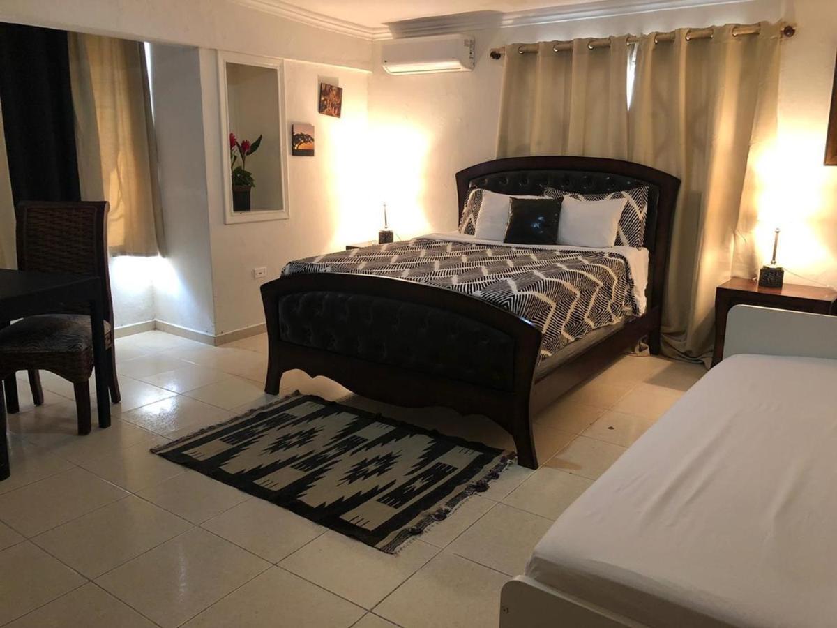 Hotel Boutique Simona 拉罗马纳 外观 照片